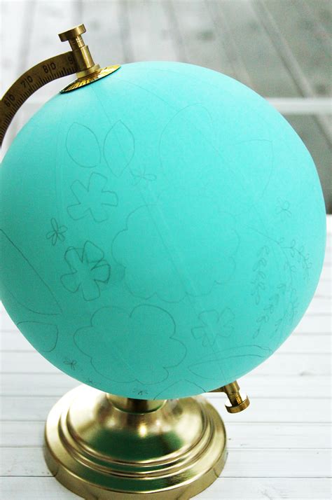 Painted Globe 的图像结果