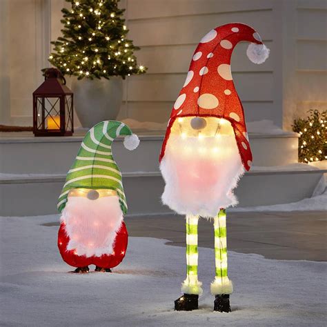 Giant Illuminated Holiday Yard Gnomes | The Green Head