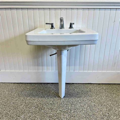 Vintage Pedestal Sink - Historic House Salvage