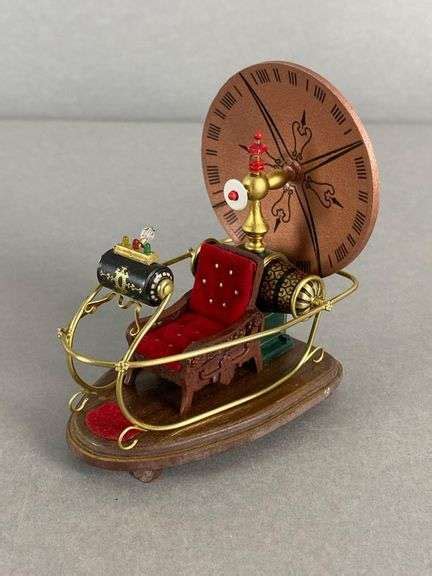 H.G. Wells The Time Machine Time Machine Model - Matthew Bullock ...