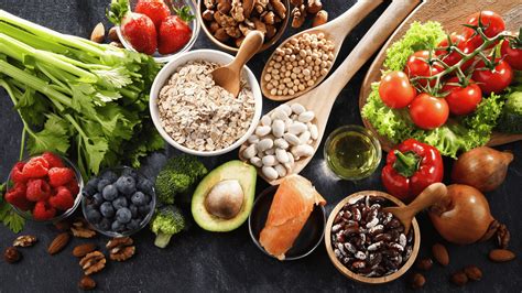 Cholesterol Reducing Foods: 15 Superfoods to Lower It Naturally