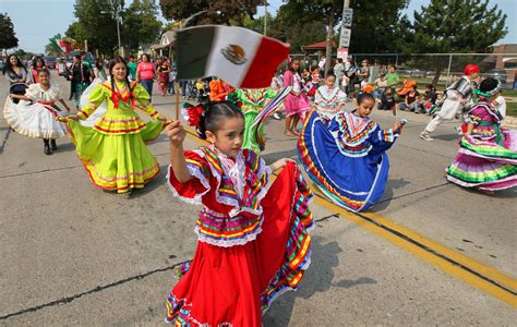 Photos: Mexican Independence Day Parade | Independence day parade ...