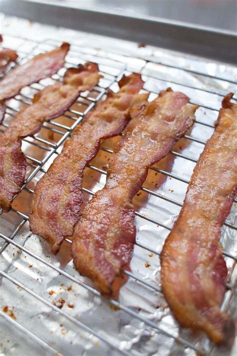 How to Cook Bacon in the Oven (425°) - Lauren's Latest