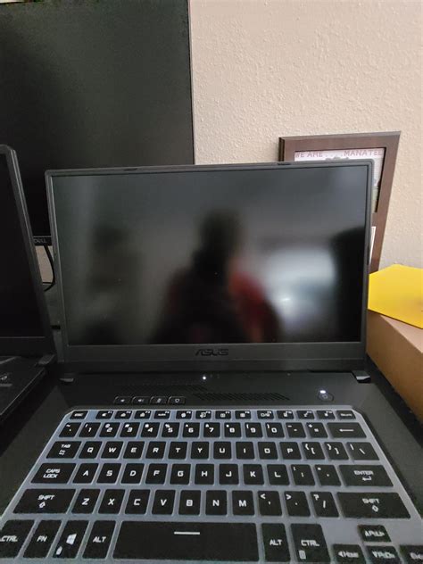 I saw a post about a week ago regarding something about screen leaking or something of that kind ...