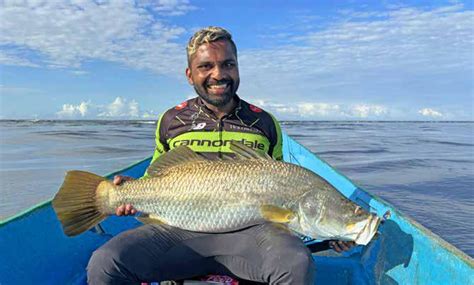 FISHING WITH IPHONE | NXT - lifestyle - Read this story on Magzter.com