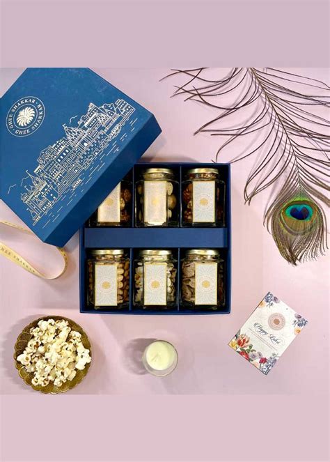 Get Savouries Box at ₹ 1600 | LBB Shop