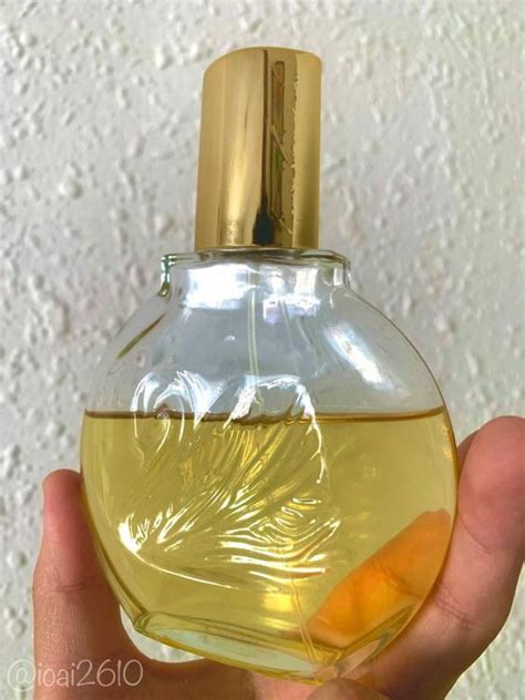 Vanderbilt Gloria Vanderbilt perfume - a fragrance for women 1982