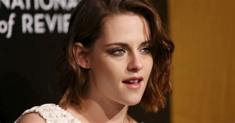 Kristen Stewart shaves head for new role? Actress debuts buzz-cut at ...