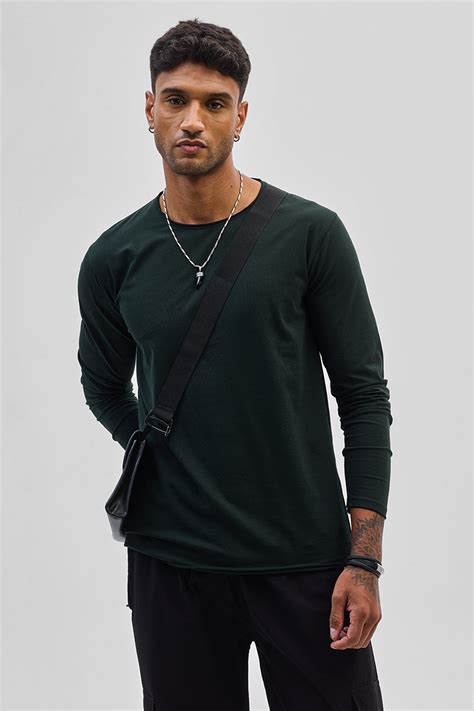 Buy Men's Dark Green Stretch Full Sleeve T-Shirt Online | Snitch – SNITCH
