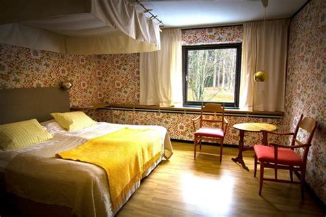 VALLASENS VARDSHUS (Vaxtorp) - Lodge Reviews, Photos, Rate Comparison ...