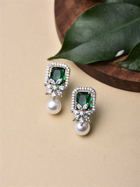 Pearl stud – Reenisaa