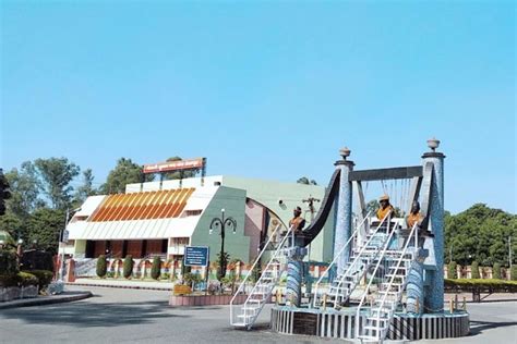 Chaudhary Charan Singh University Campus: Photos, Virtual Tour