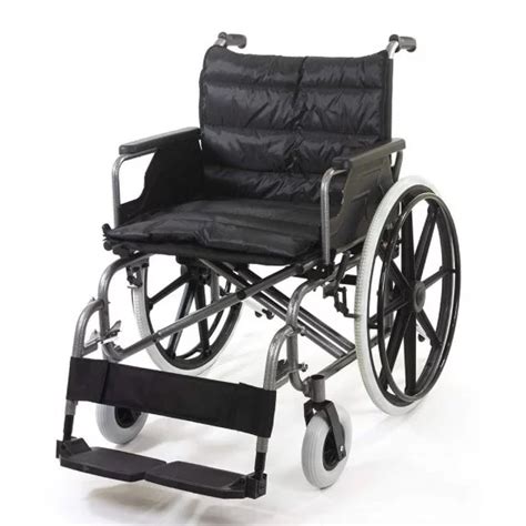 Deluxe Heavy Duty Premium Foldable Wheelchair Ideal for Heavy Patients ...