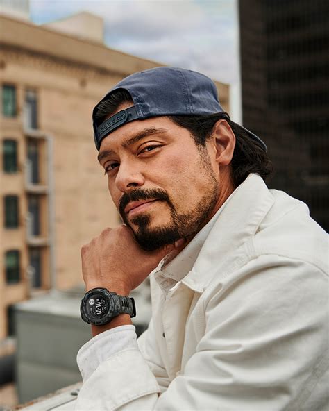 Instinct 2 - Camo Edition | Wearables | Garmin India