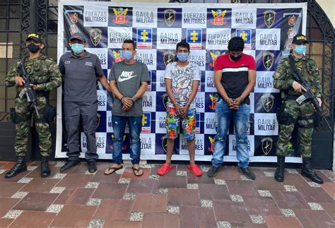 Tres capturas por desplazamiento forzado y porte ilegal de armas de ...