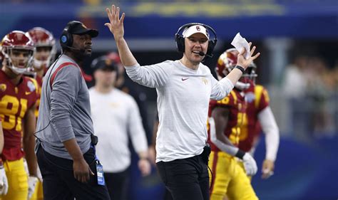 Usc Football Coaching Staff