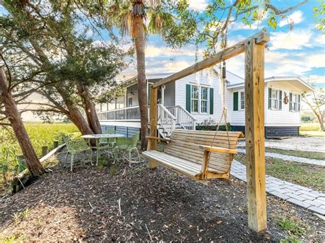11 Airbnbs on Tybee Island for the Perfect Beach Escape