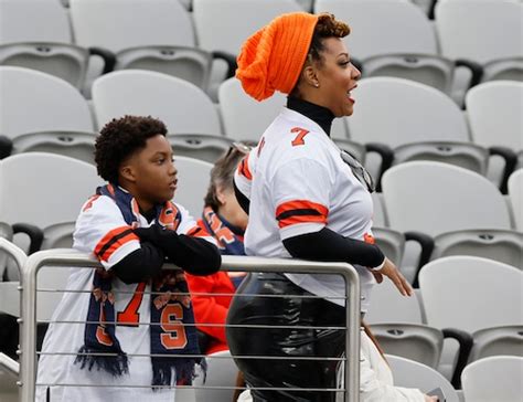 Offensive explosion gives Syracuse football 10th win in San Diego at ...