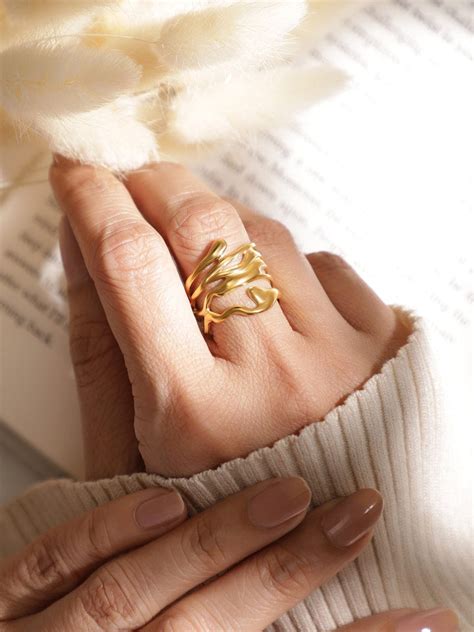 Exquisite Collection of Rings for Women at Rubans - Shop Now