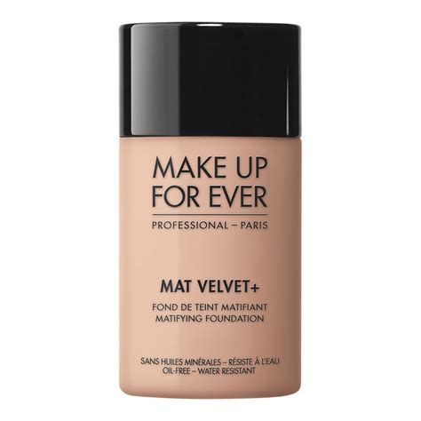 Mat Velvet+ Foundation • 30 Porcelain