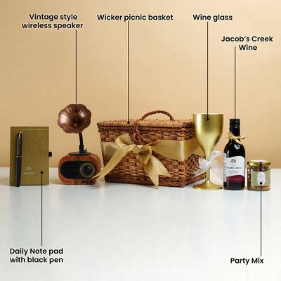 Buy Gift Boxes Online - Cutomized & Unique Luxury Gift Hampers – BoxUp ...