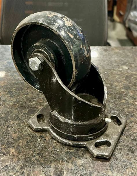 Cast Iron Wheel - Cast Iron Castor wheels. Trader - Retailer from Chennai