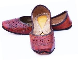 Manthana Nazi Jutis For Women - Buy Brown Color Manthana Nazi Jutis For ...