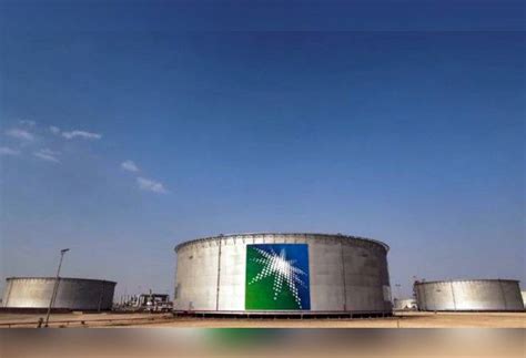 Saudi Aramco IPO: Oil giant to list shares on domestic bourse ...