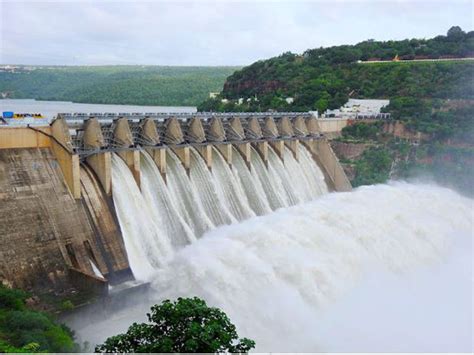 Telangana's Kaleshwaram irrigation project economically unviable, cost ...