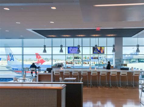 Review: Aspire Lounge At San Diego International Airport T2 - La Jolla Mom
