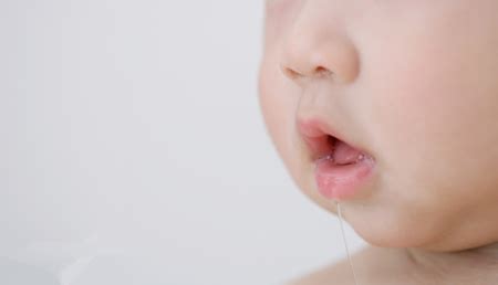 脑瘫宝宝一直流口水是怎么回事儿？