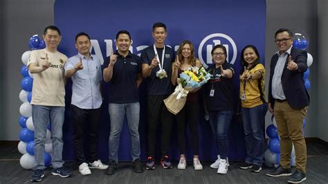 EJ Obiena pays visit to Allianz PNB Life headquarters upon return to PH - Philippines Graphic