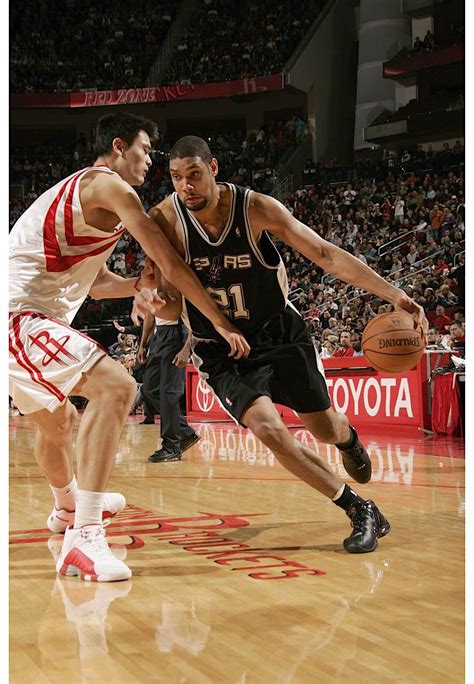 2004-05 Yao Ming Houston Rockets Game-Worn Shoes - Grey Flannel Auctions