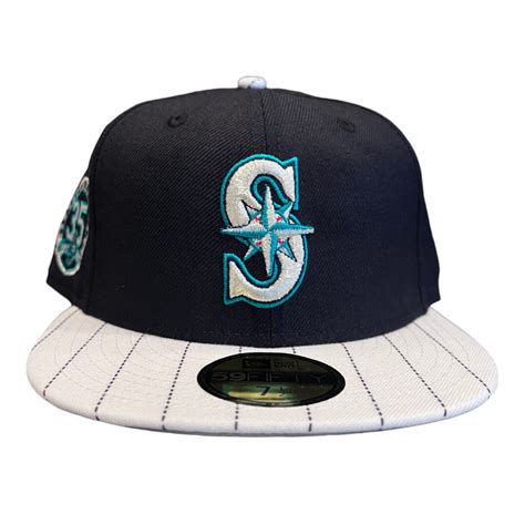 New Era Seattle Mariners Retro Pinstripe 59FIFTY Fitted Hat