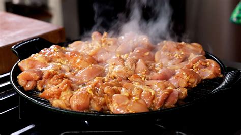 Soy butter pan-grilled chicken (Ganjang-beoteo dakgui: 간장버터 닭구이) recipe ...