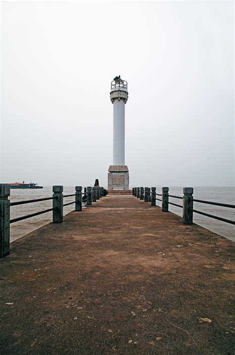 2023沿江公园游玩攻略,建国十周年纪念塔是沿江公园...【去哪儿攻略】