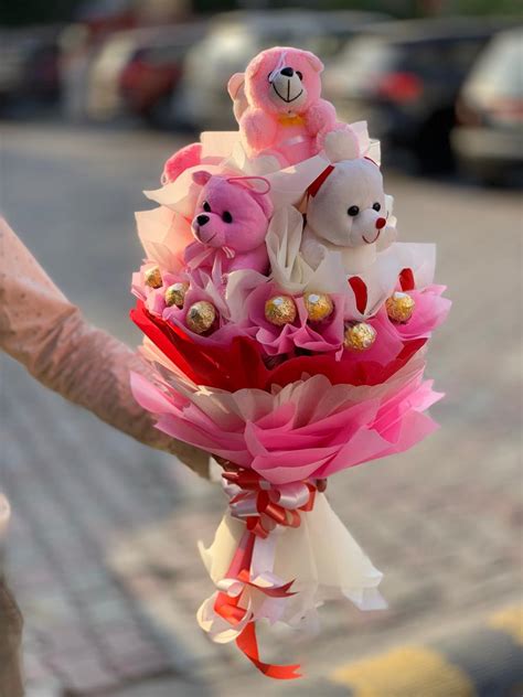 Just Flowers : Online Flowers Delivery in India | Florist in India