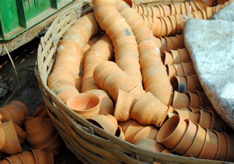 From Clay To Tea Cups - A Day In The Life Of The Earthen 'Bhaar' Makers ...