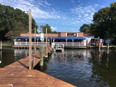 The best restaurant in the world - Reviews, Photos - Carson's Creekside ...