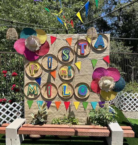 Pista Sa Nayon Theme