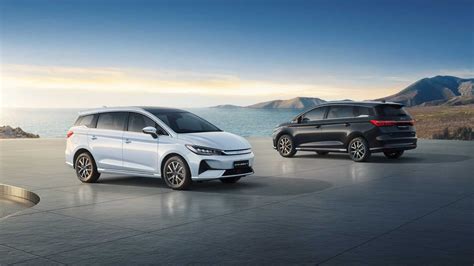 Best 7-Seater Cars for Large Family in India 2026 — Electric | EVFY