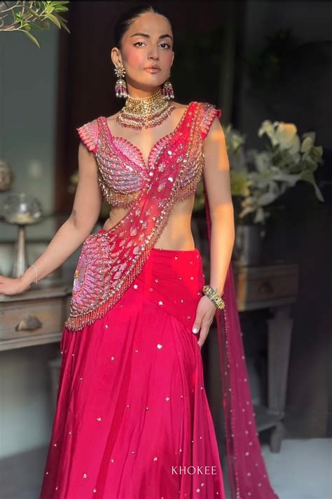 MEHAK BAKSHI IN MOGRA SAREE SET – Khokee