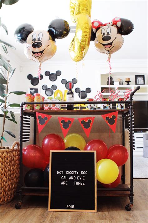 Cal and evie s mickey and minnie party – Artofit