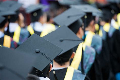 东南大学举行2021届毕业典礼暨学位授予仪式