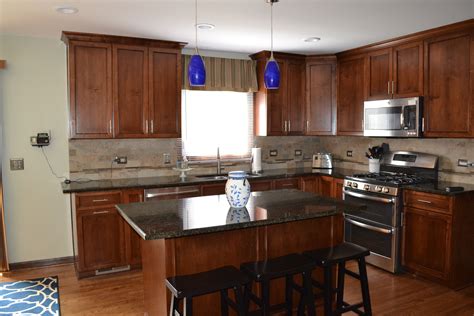 Hardwood Floor And Kitchen Cabinet Combinations – Flooring Tips