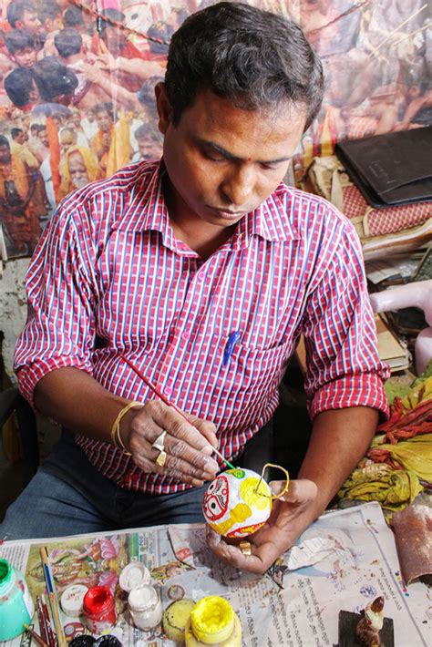 D'source Introduction | Coconut Shell Painting - Bhubaneshwar, Orissa ...
