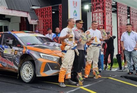 Finish Ke-4 Danau Toba Rally, H Rahmat dan Hade Mboi Juara Nasional ...