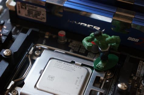 max1024`s CPU Frequency score: 3637.18 MHz with a Athlon 64 FX-74 (Windsor)