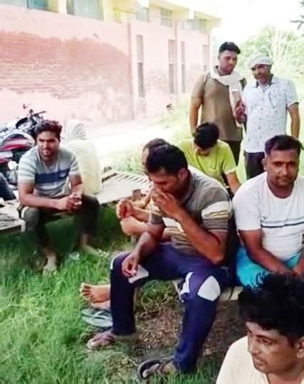 गांव कथूरा में किसानों ने सब स्टेशन पर लगाया ताला - Farmers locked the ...