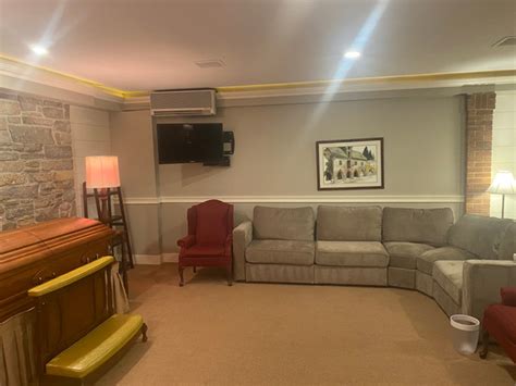 Newbaker Funeral Home